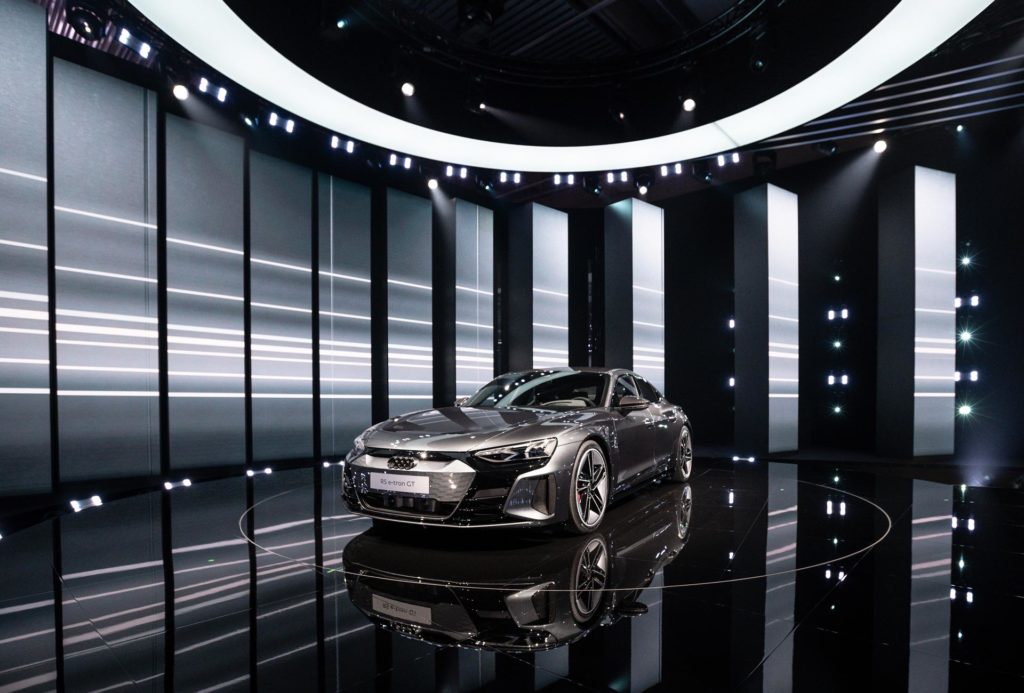 Audi Brand in Space Guideline – SCHMIDHUBER